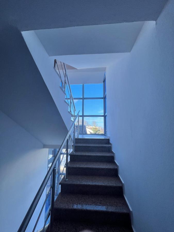 Kamberi Hotel & Apartments 2 Velipojë 외부 사진