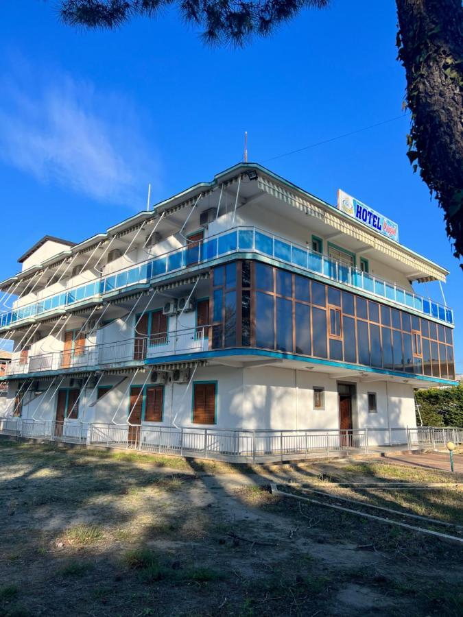 Kamberi Hotel & Apartments 2 Velipojë 외부 사진