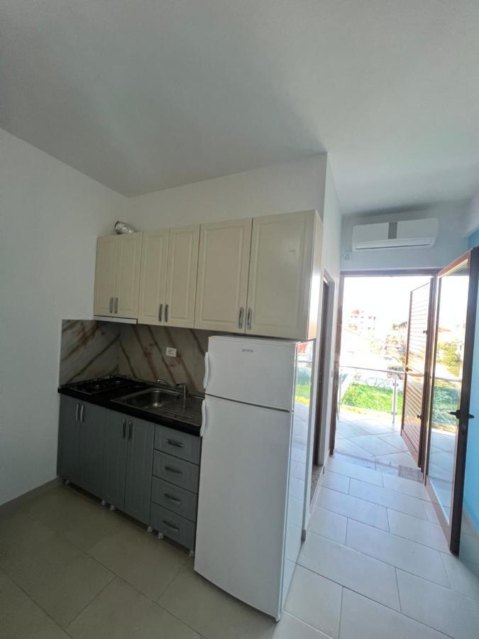 Kamberi Hotel & Apartments 2 Velipojë 외부 사진