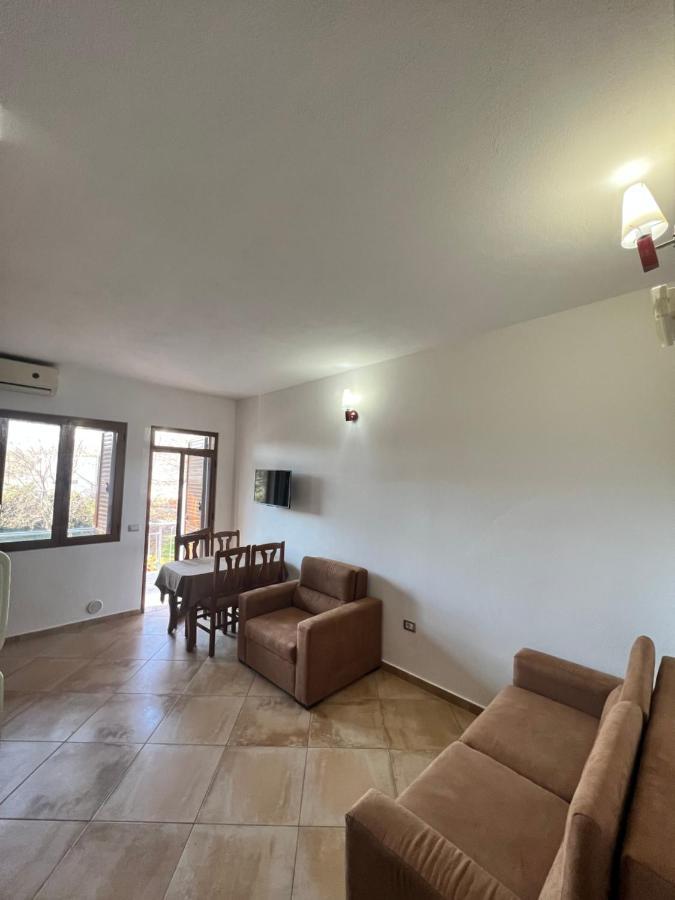 Kamberi Hotel & Apartments 2 Velipojë 외부 사진