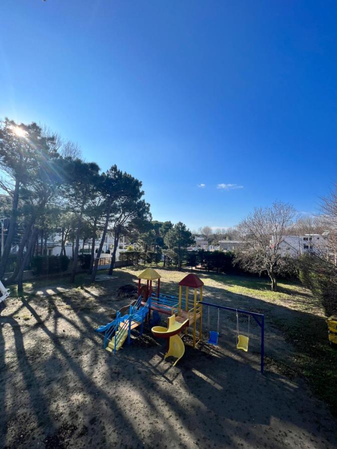 Kamberi Hotel & Apartments 2 Velipojë 외부 사진