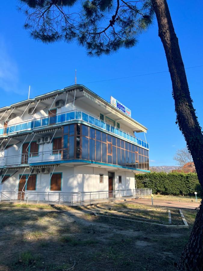 Kamberi Hotel & Apartments 2 Velipojë 외부 사진