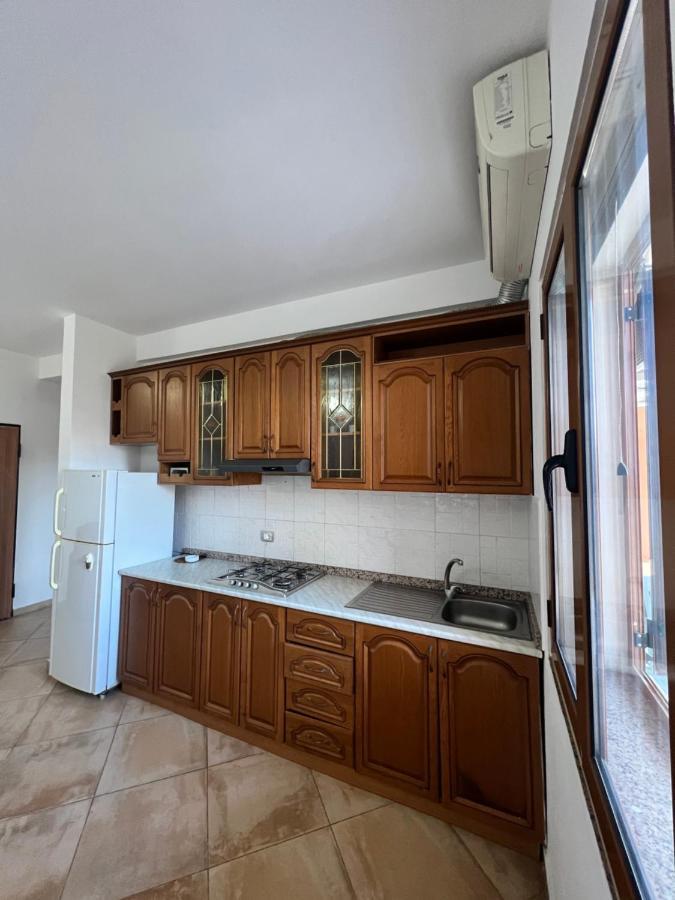 Kamberi Hotel & Apartments 2 Velipojë 외부 사진