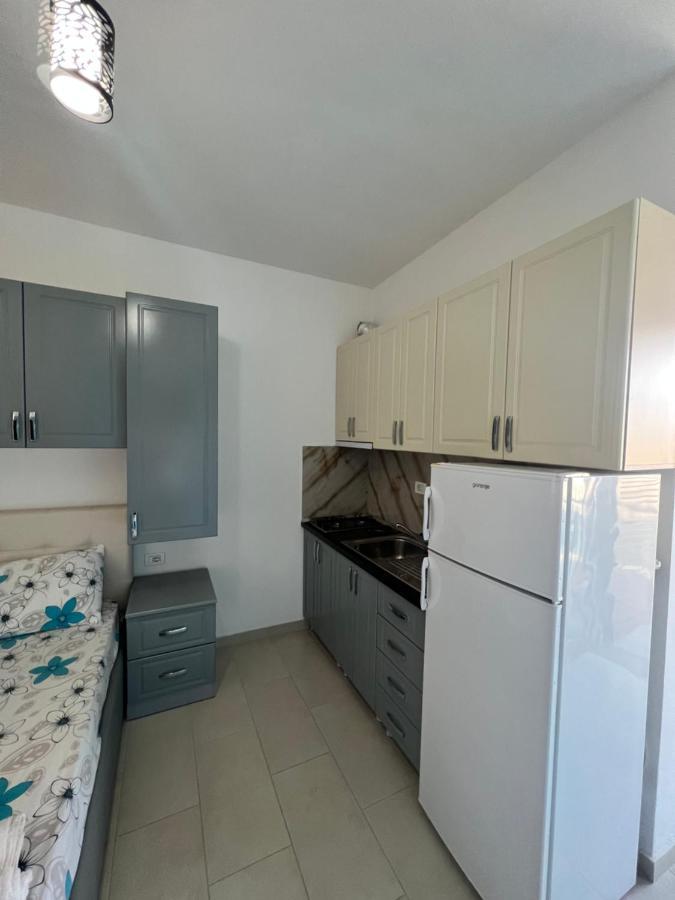 Kamberi Hotel & Apartments 2 Velipojë 외부 사진
